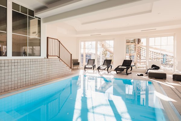 Poolbereich im Adler Serfaus